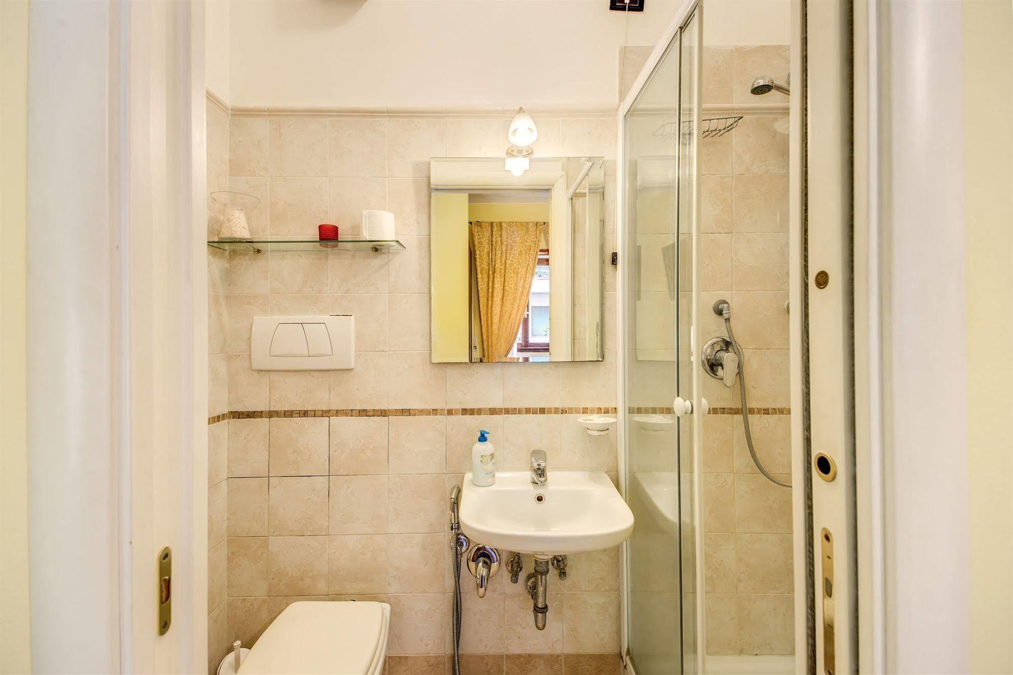 Domus Cornelia Bed & Breakfast Rome Exterior photo
