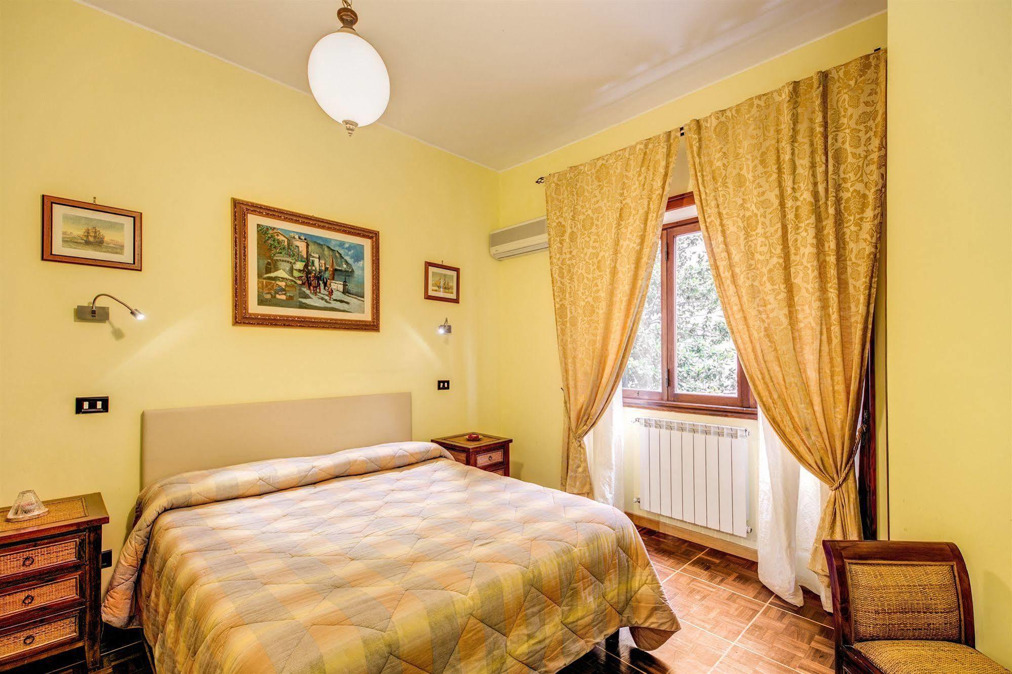 Domus Cornelia Bed & Breakfast Rome Exterior photo